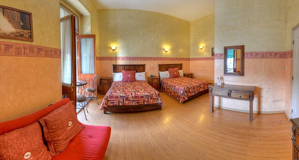 Hotel La Alhondiga Пуэбла Экстерьер фото