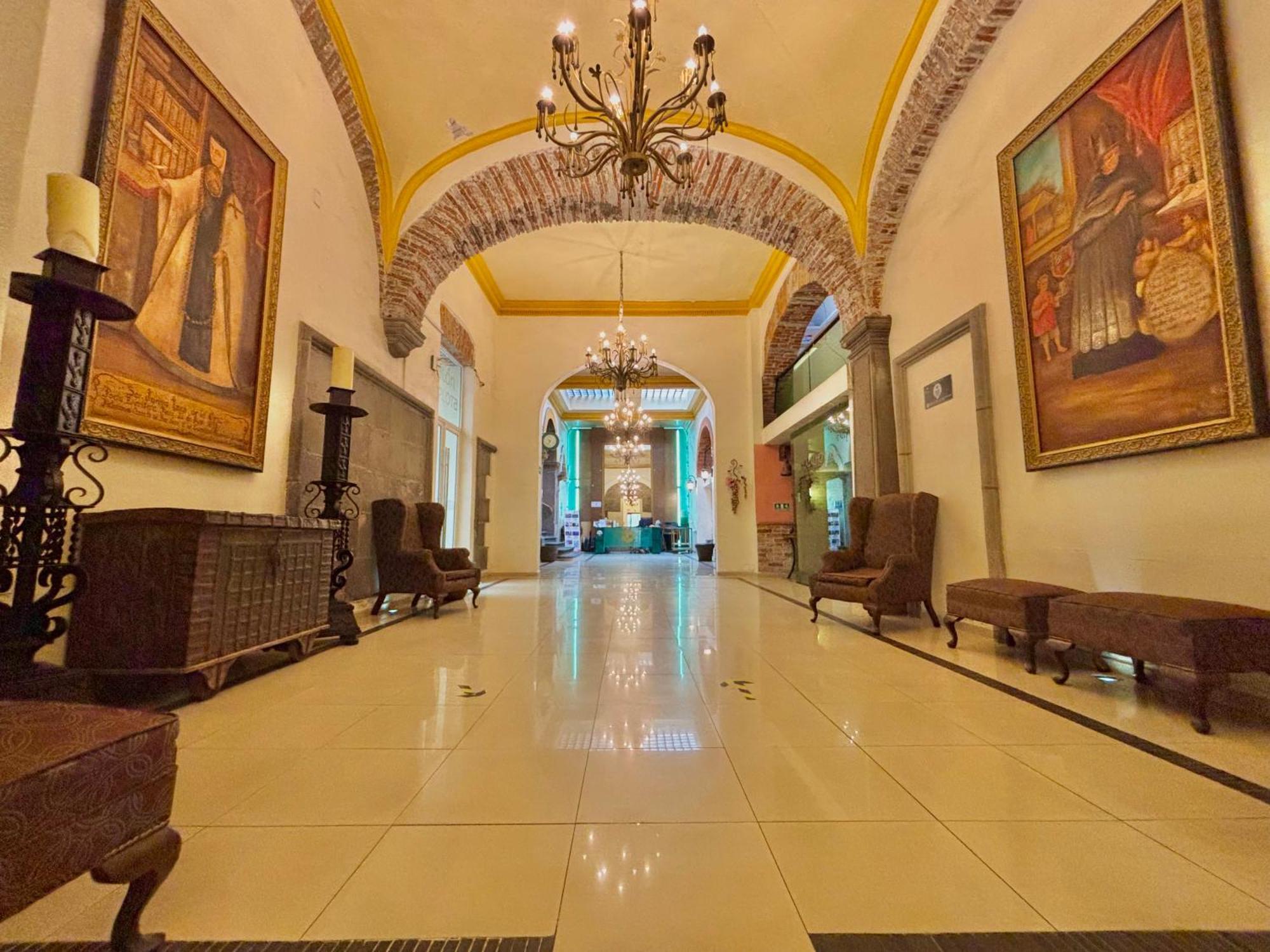 Hotel La Alhondiga Пуэбла Экстерьер фото