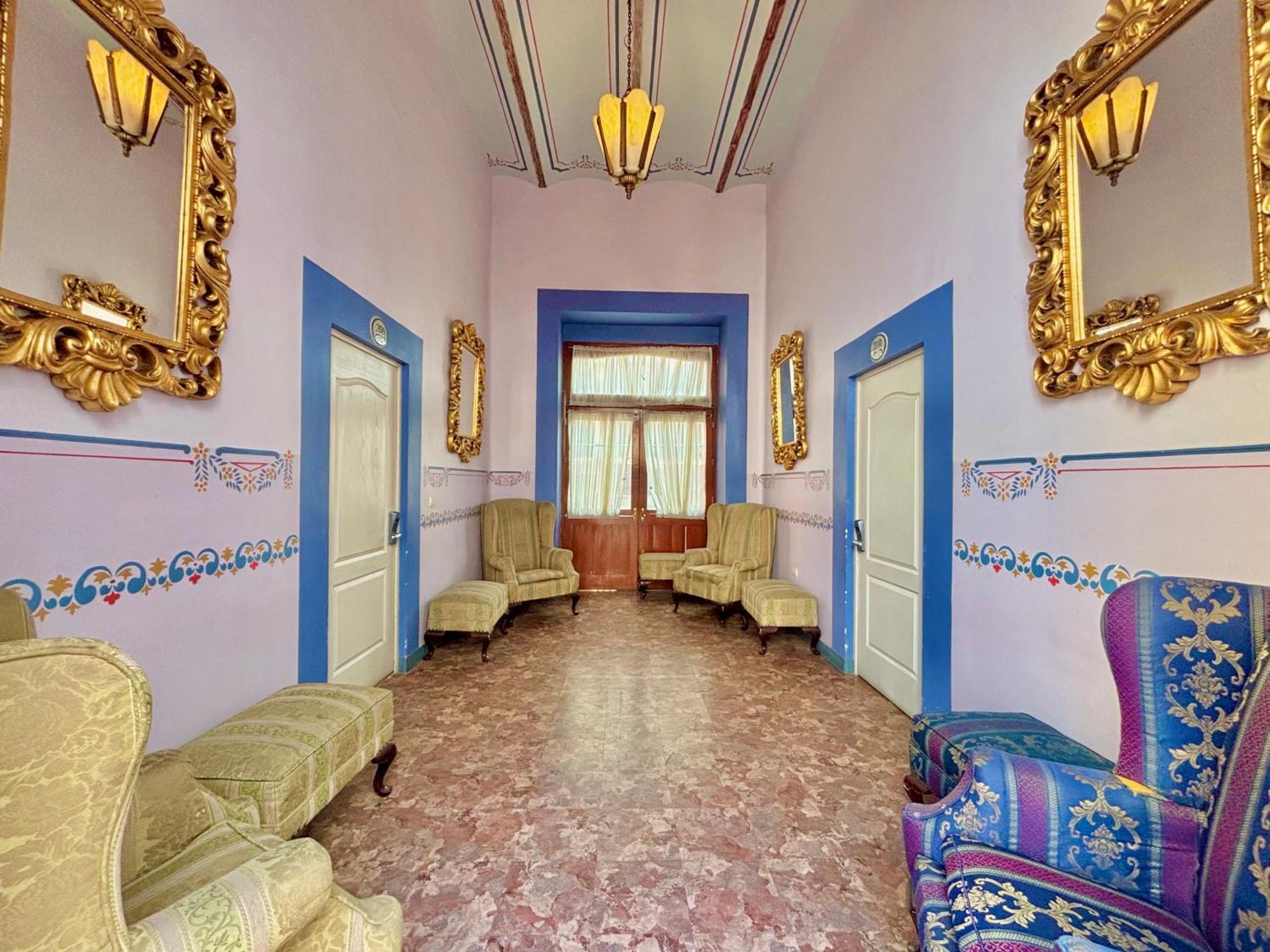 Hotel La Alhondiga Пуэбла Экстерьер фото