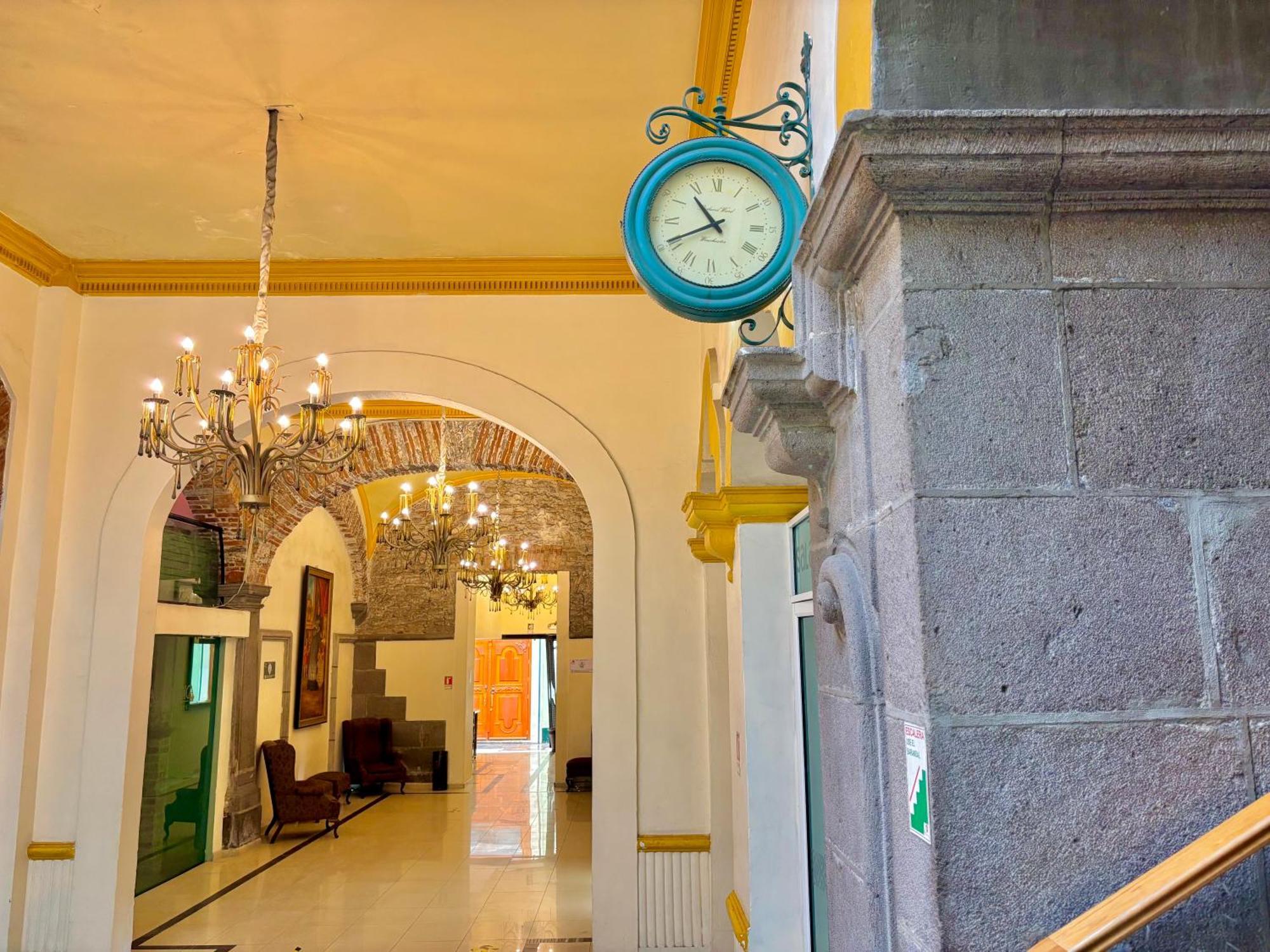 Hotel La Alhondiga Пуэбла Экстерьер фото